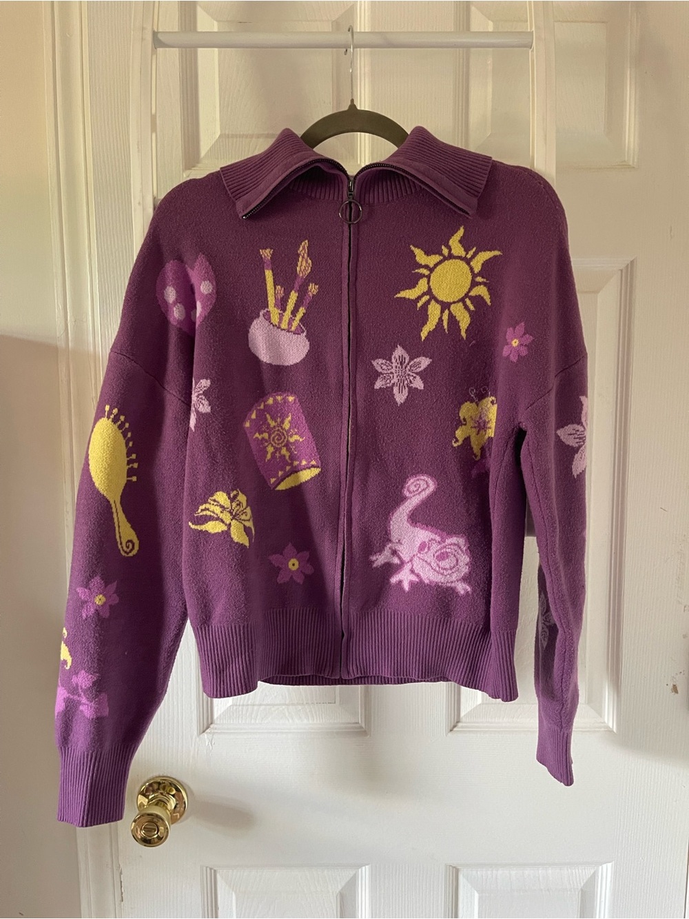 Disney Princess Rapunzel Tangled Full Zip Knit Cardigan Sweater Purple Large
